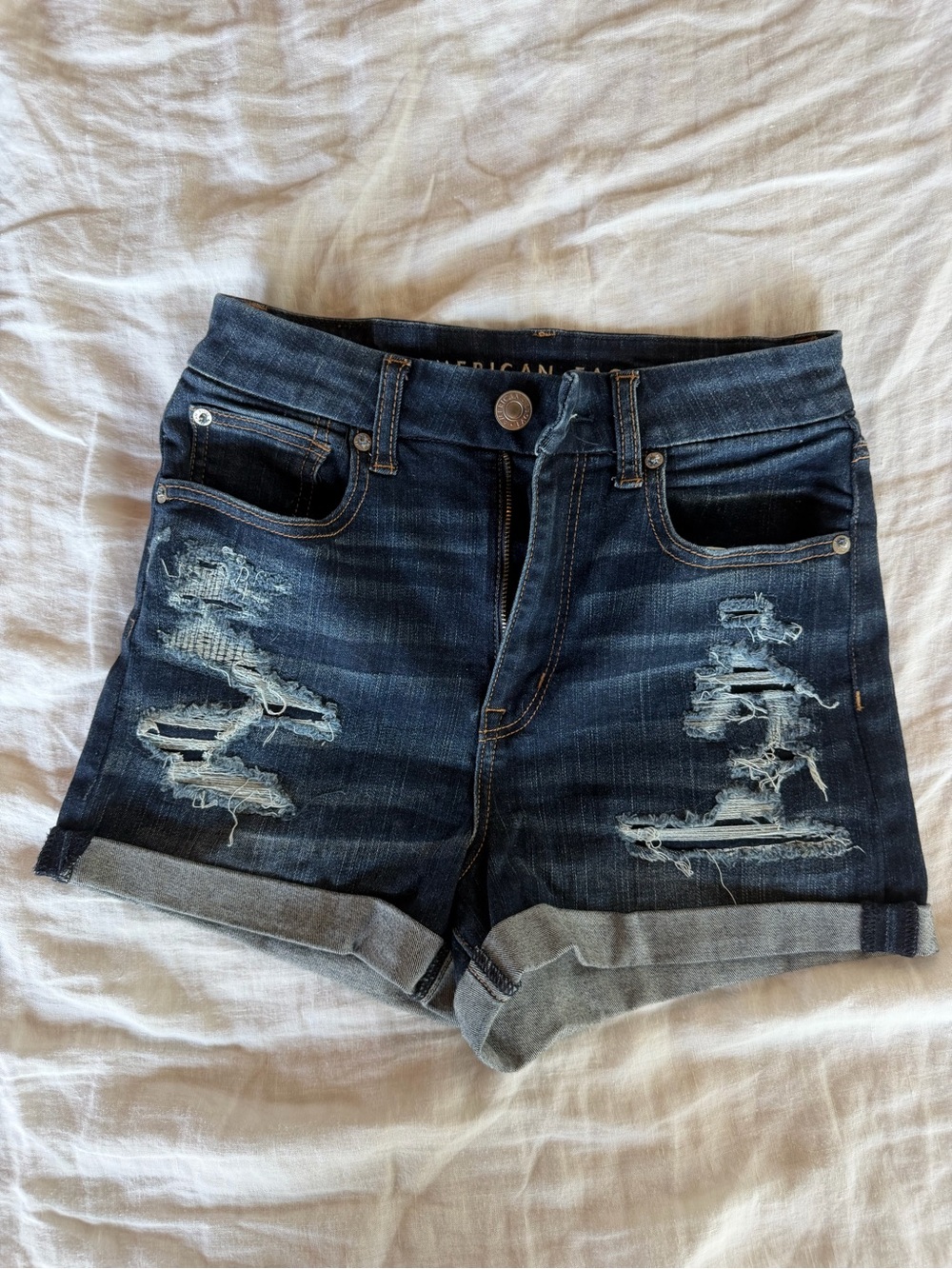 American Eagle Curvy Hi-Rise Shortie Distressed Denim Shorts Size 2